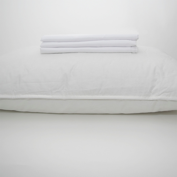 Bellissimo Premium Luxury Hotel Bed Pillow, 2 Pack, Queen  Hotel Quality Pillowcases - 12 Count